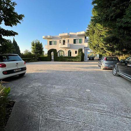 Agron Hotel Orikum Bagian luar foto