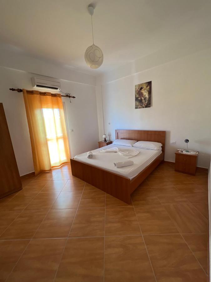 Agron Hotel Orikum Bagian luar foto